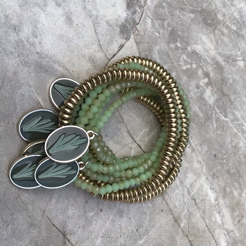 Green Bracelets,Gold Bracelets, Charms Bracelets View 6